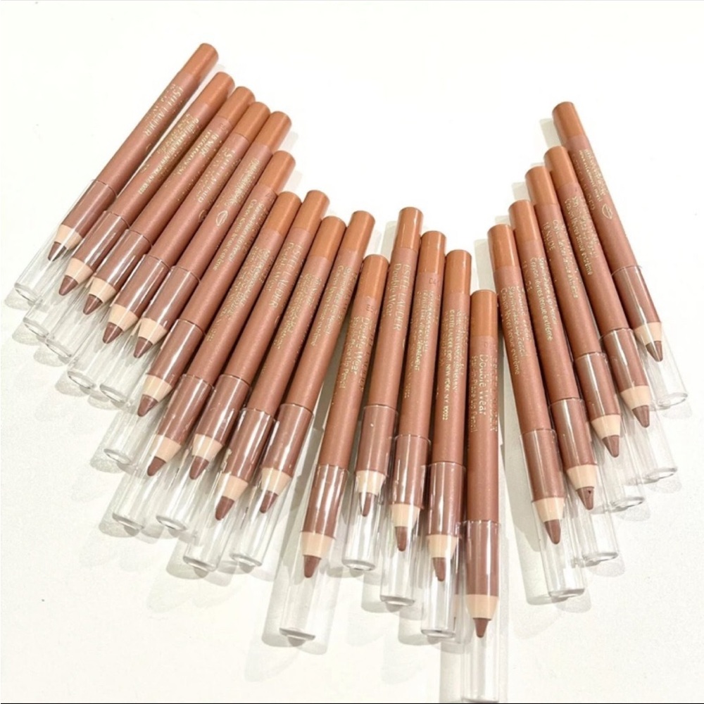 20PC Estée Lauder Double Wear Stay-in-Place Lip Pencil 18 nude